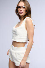 GOT MY FUR ON MINI SHORT