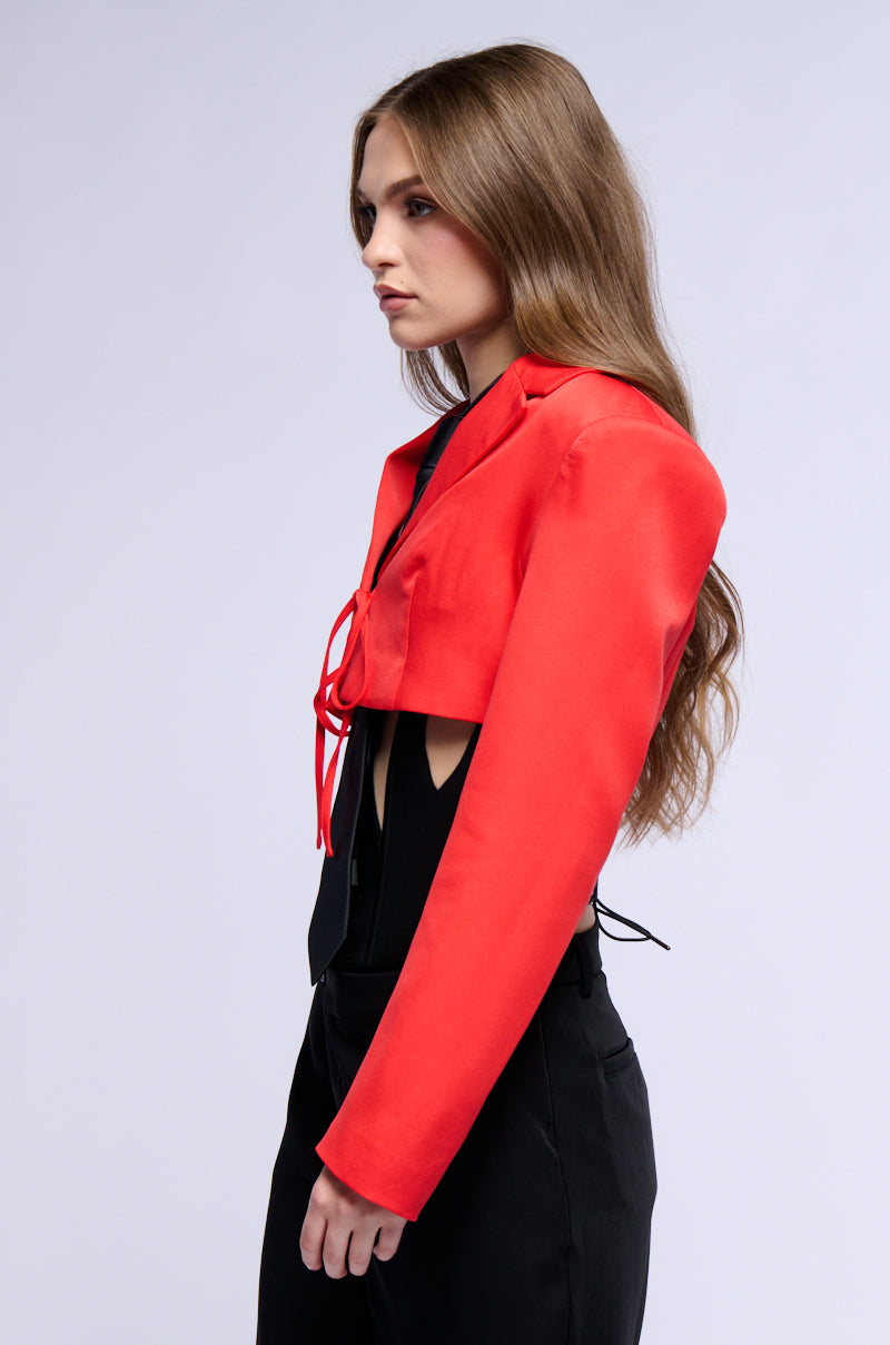 HERE FOR IT TIE FRONT CROP BLAZER