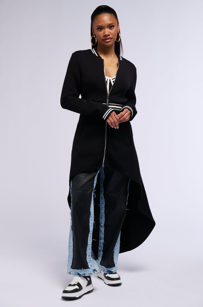KEEP IT MOVING SCUBA TRENCH IN BLACK
