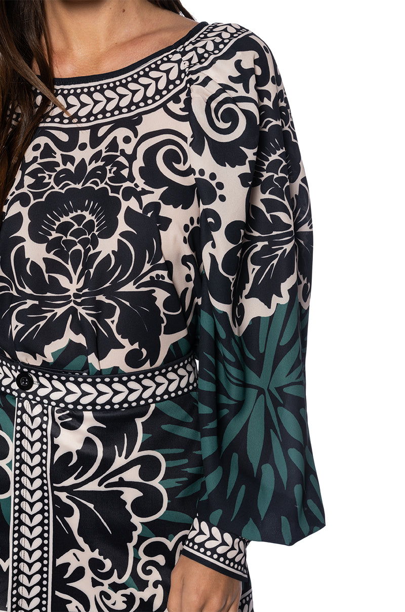 LATER BABY PRINTED BLOUSE AND SKORT SET