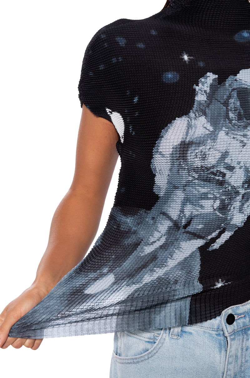 LIFT OFF TEXTURED CAP SLEEVE TSHIRT