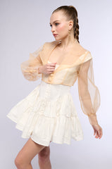 LIGHTWEIGHT MESH CROP BLAZER IN BEIGE