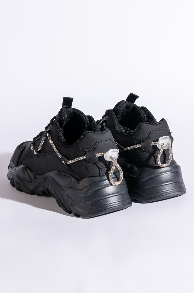 LOOK BACK AT IT FLATFORM SNEAKER IN BLACK