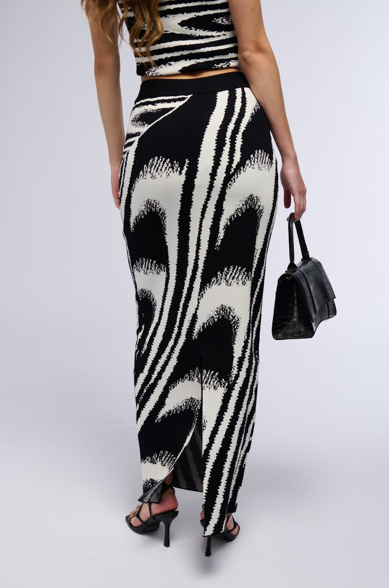 MAKING MY HEAD SPIN MAXI SKIRT