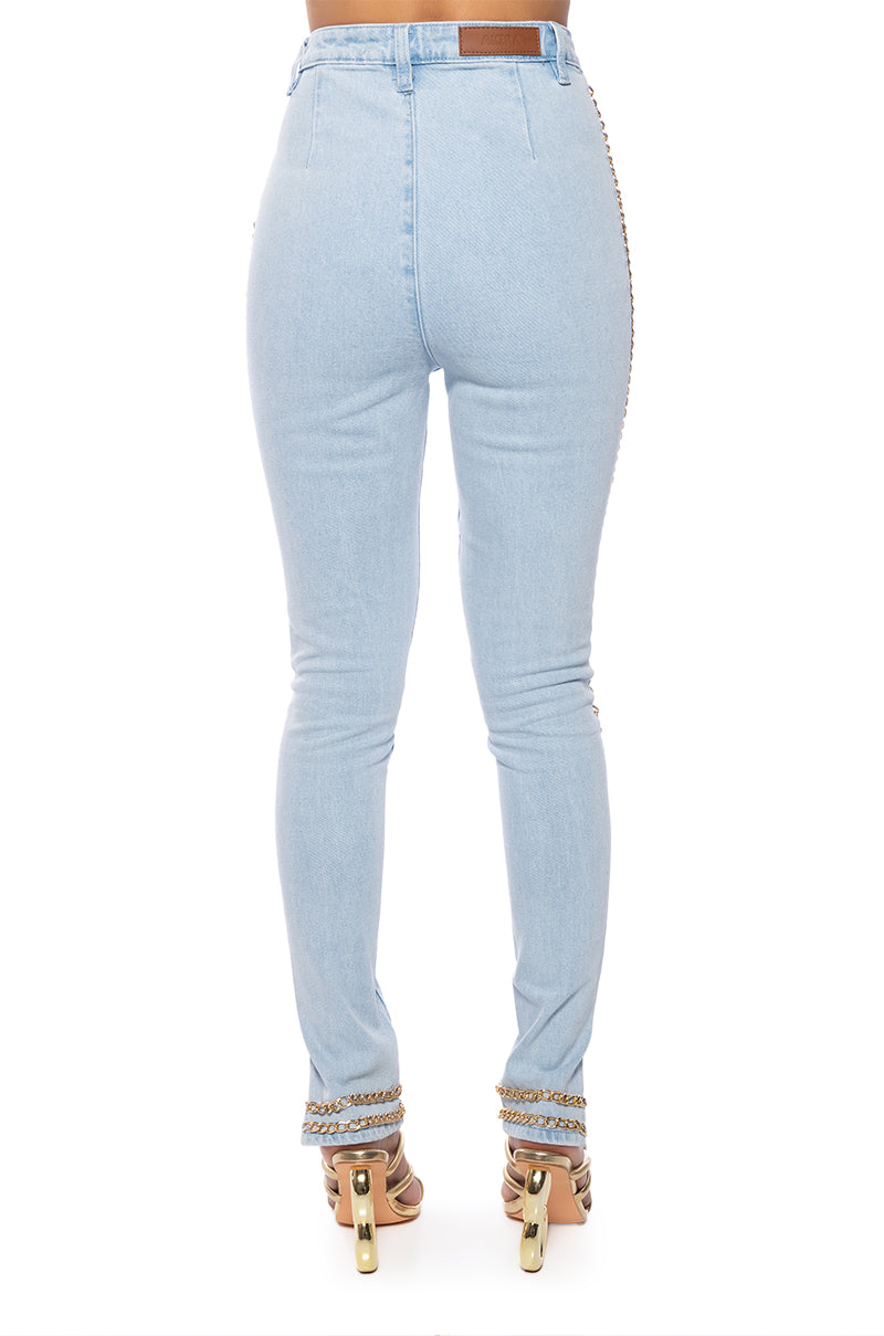 ME MYSELF AND I CHAIN DETAIL SKINNY JEAN