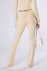 MIXED THOUGHTS FLARE LEGGING