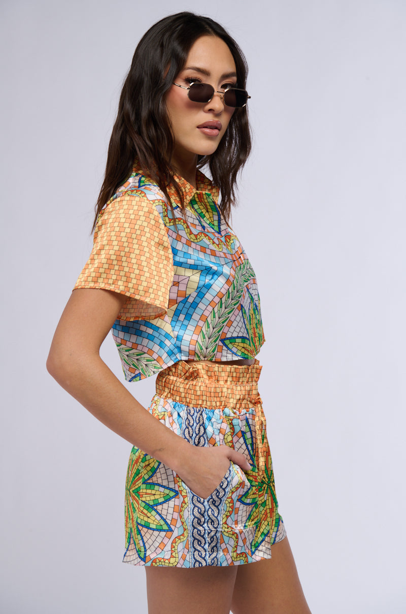 MOSAIC SATIN PRINT SHORT SLEEVE BLOUSE