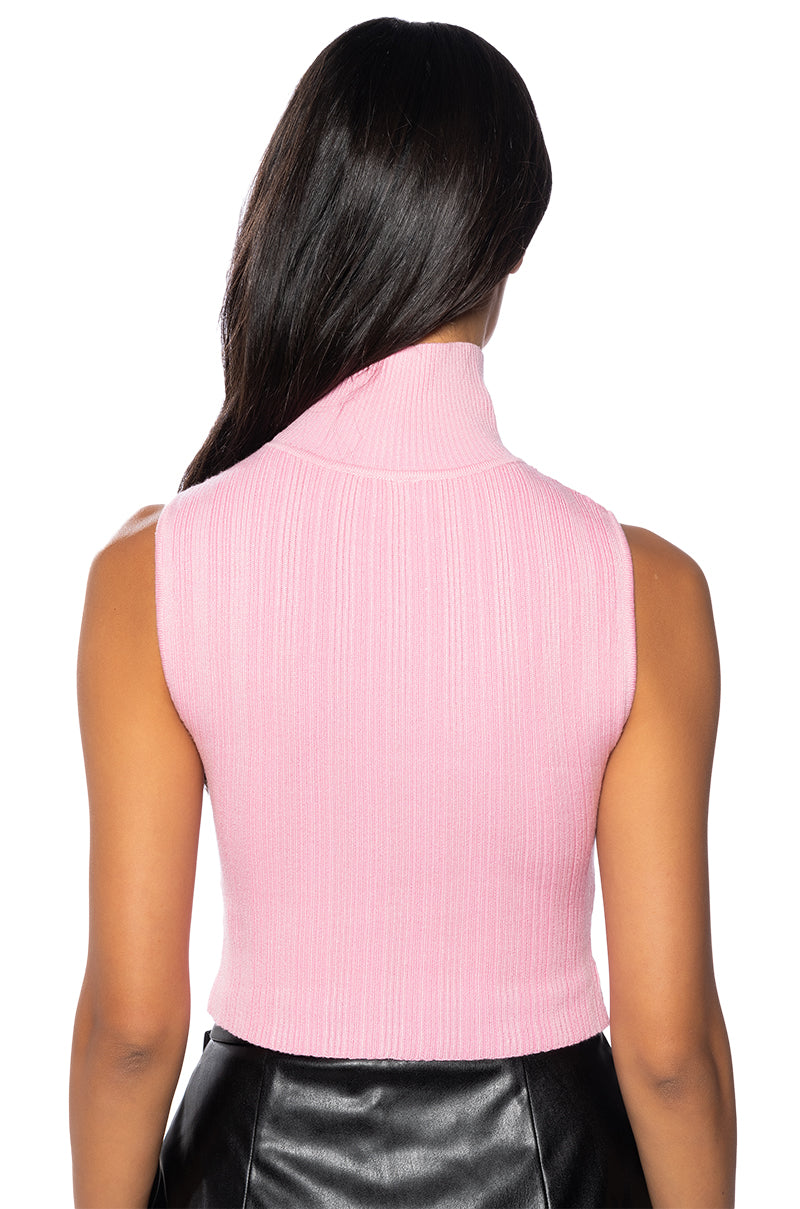 PAXTON SLEEVELESS TURTLENECK RIB CROP SWEATER IN LIGHT PINK