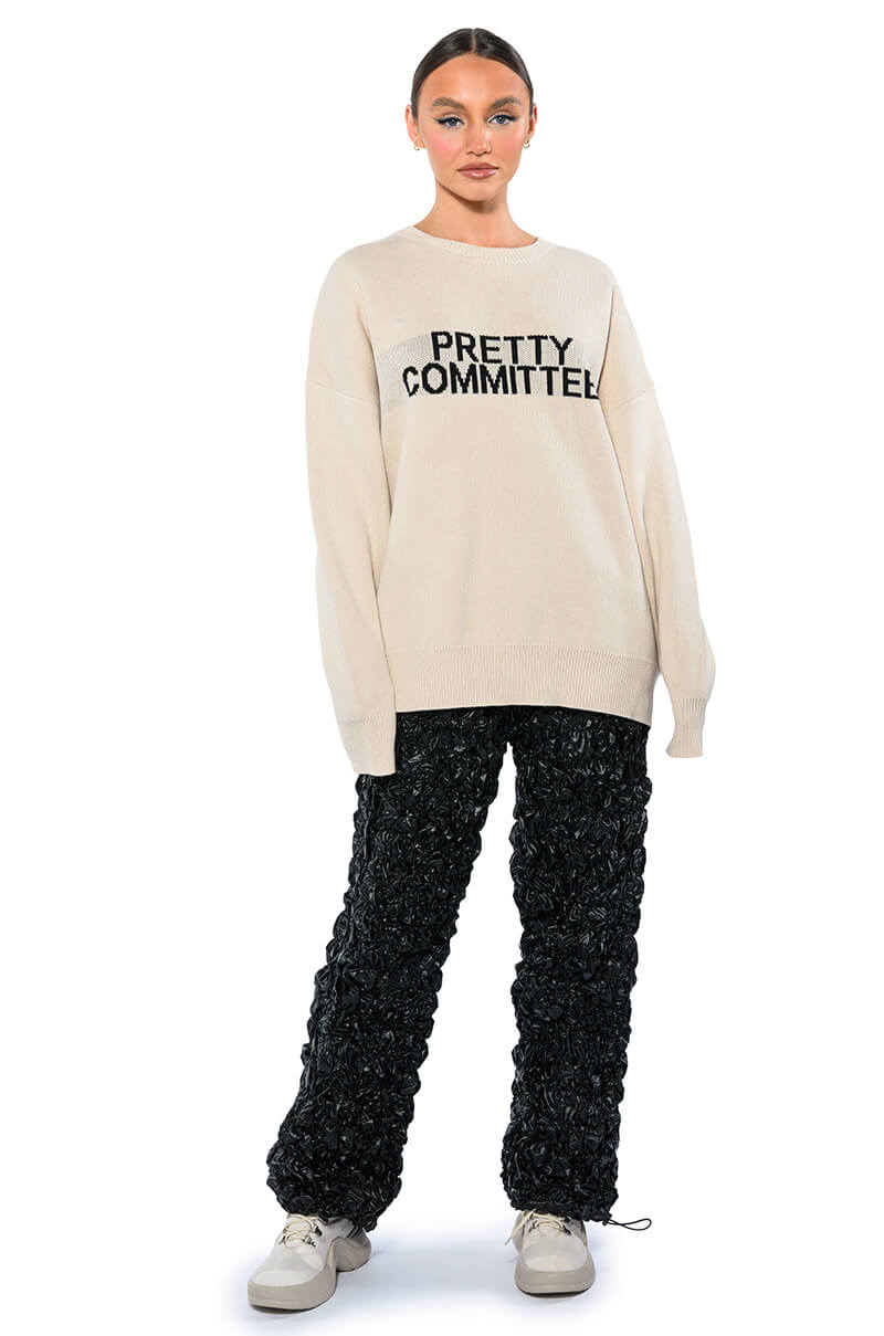 PRETTY COMMITTEE OVERSIZED SWEATER