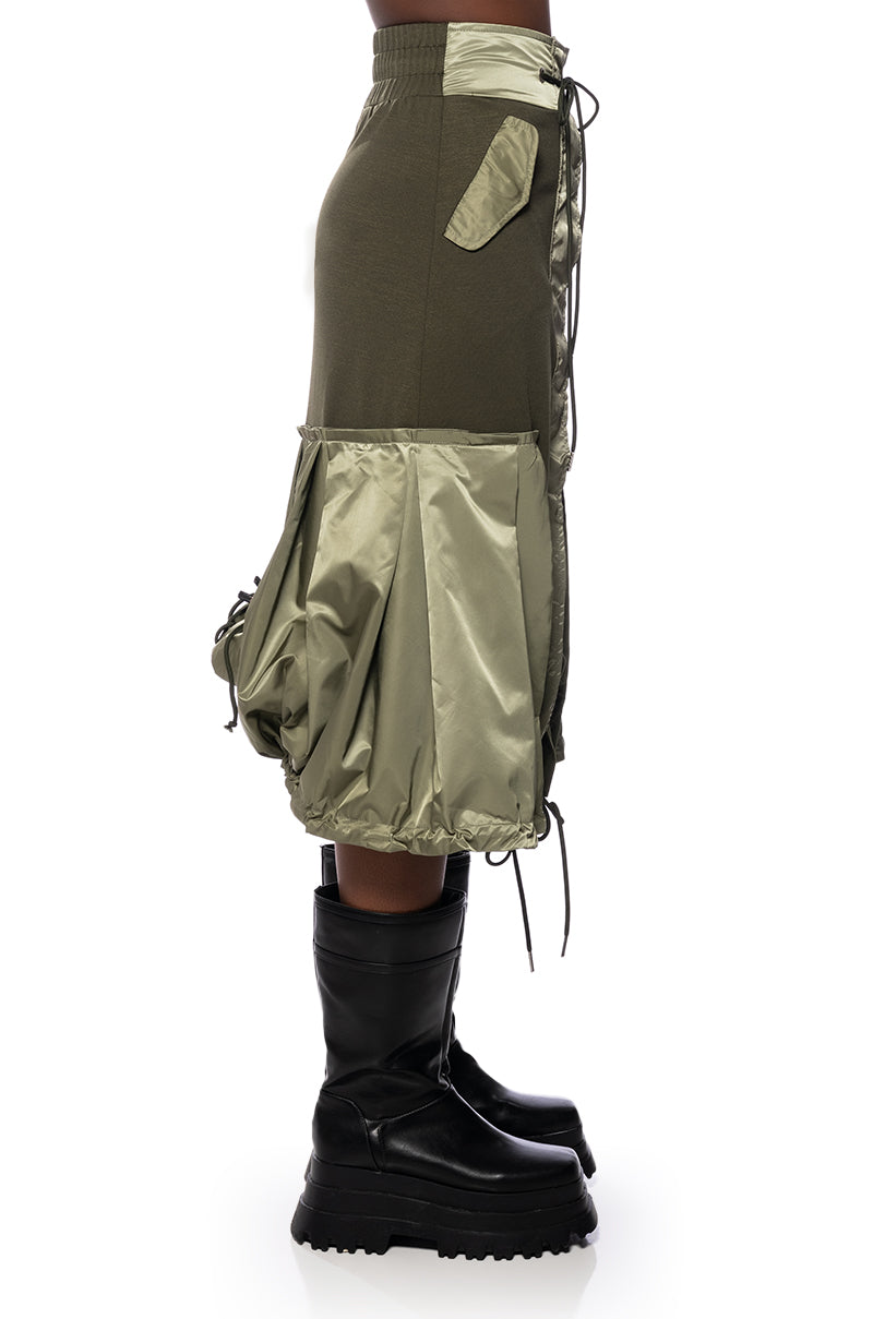 QUINCY COLOR BLOCKED MIDI SKIRT