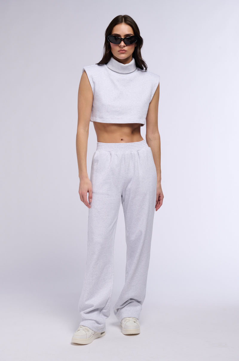 SATURDAZE TURTLENECK SLEEVELESS TOP