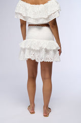 SUMMER LOVING TIERED RUFFLE MINI SKIRT IN WHITE