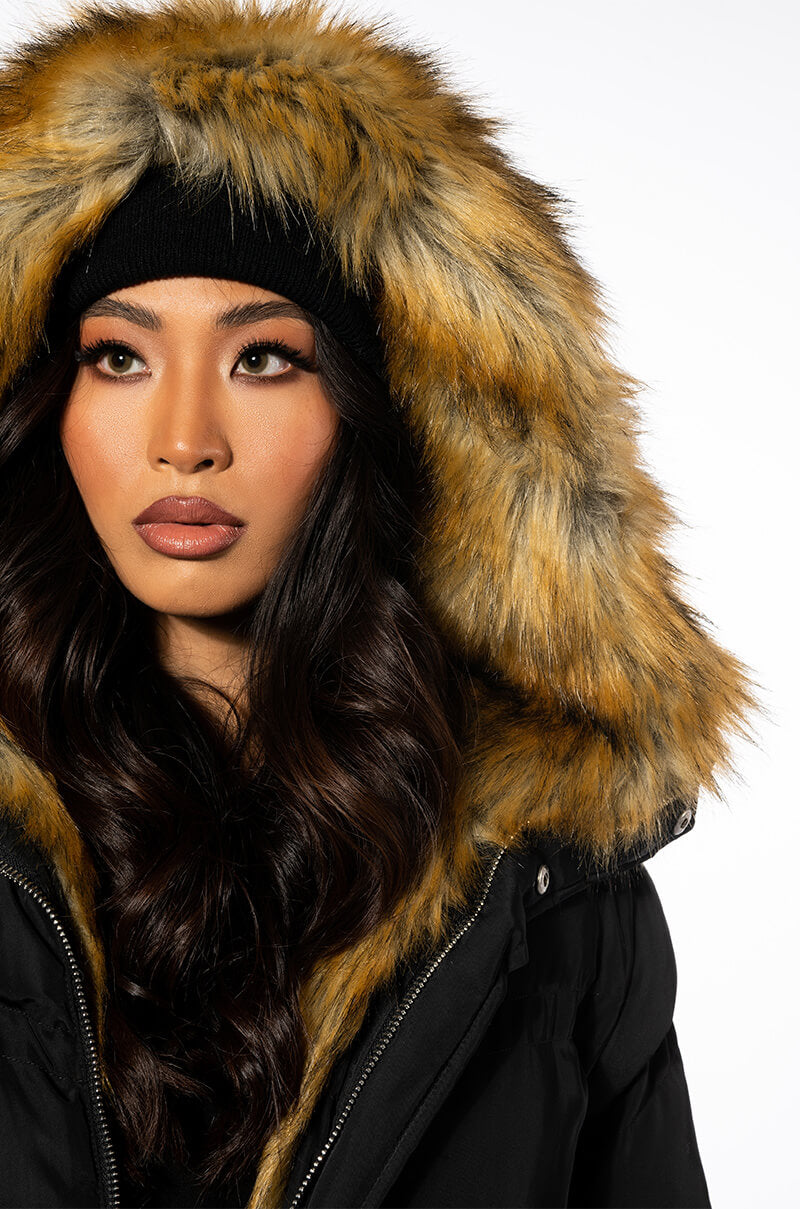 THE ULTIMATE LONG WINTER PUFFER WITH FAUX FUR