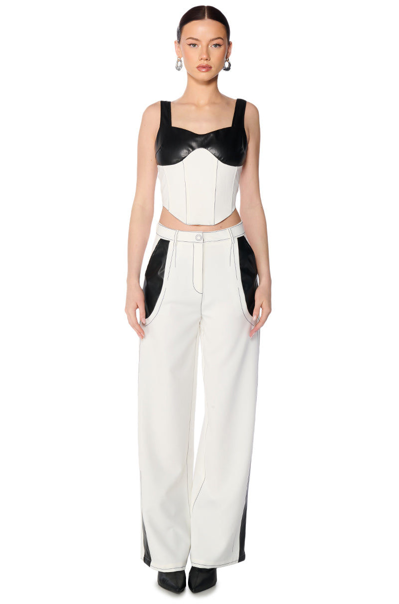 TURN ON MY CHARM SLEEVELESS CORSET TOP