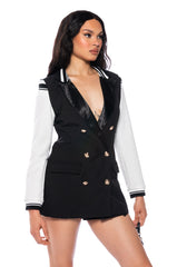 VARSITY LUXE FIT BLAZER