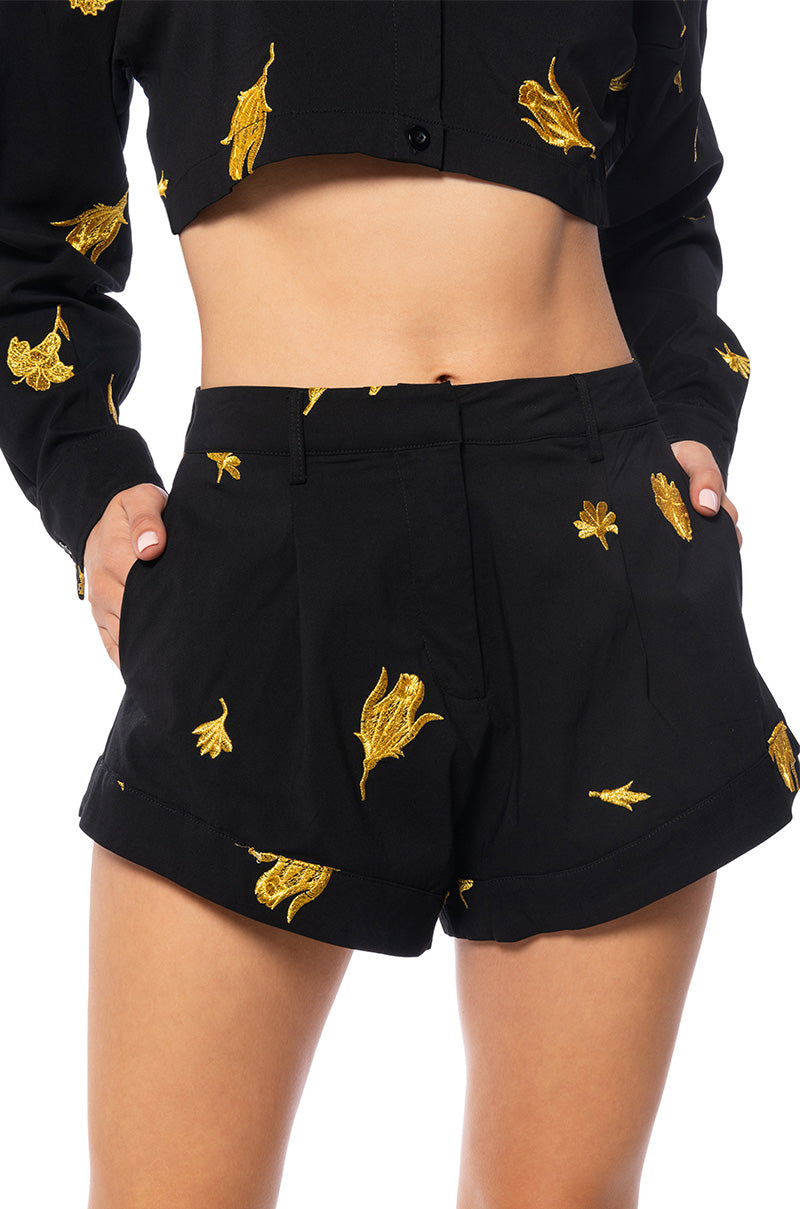 WEEKEND GETAWAY FLORAL FLOUNCE SHORT