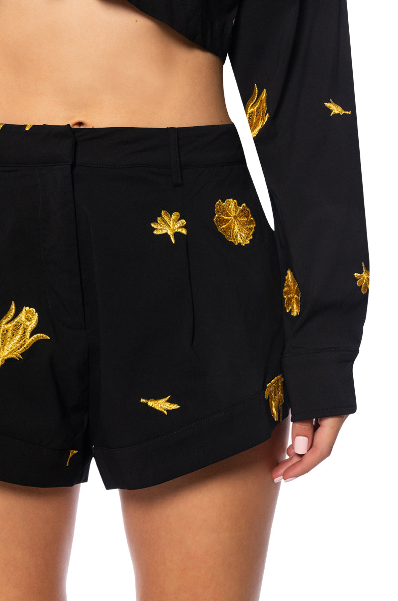 WEEKEND GETAWAY FLORAL FLOUNCE SHORT