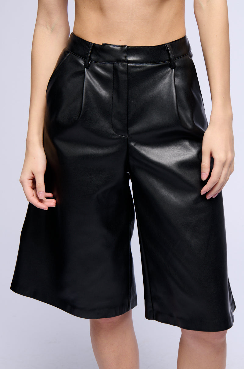 ZOE LONG FAUX LEATHER SHORTS IN BLACK